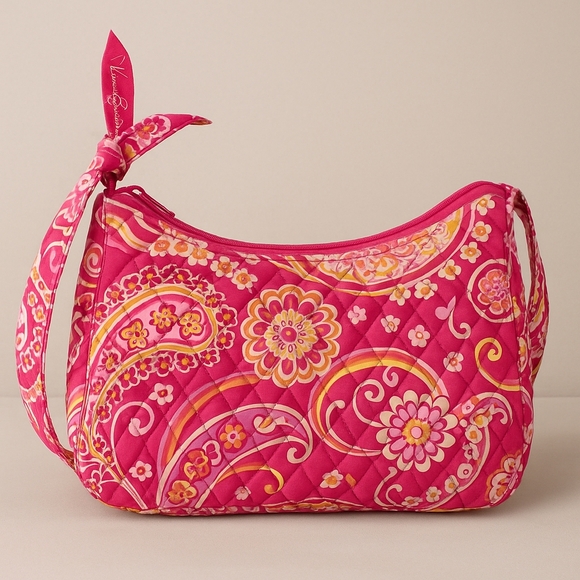 Vera Bradley Shoulder Bag | Raspberry Fizz Retired Pattern | Bright Pink Quilted - Picture 1 of 7